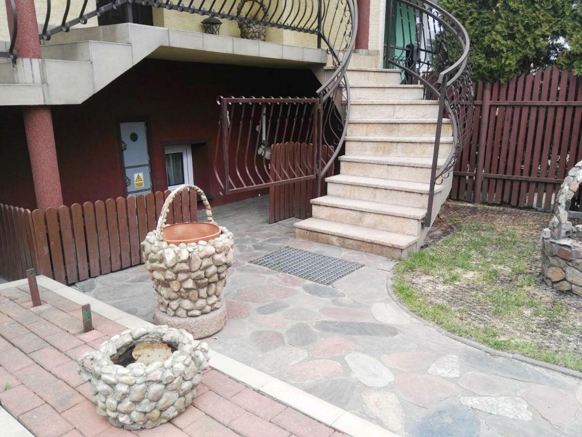 Pokoj Mery Augustów Εξωτερικό φωτογραφία